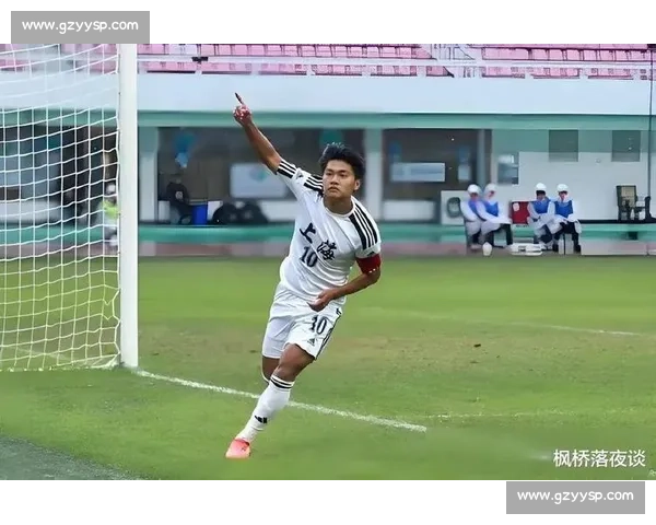 从校园足球落选者到 27.5 万欧新星!19 岁蒯纪闻中超首秀助攻点燃希望 从校园足球落选者到 27.5 万欧新星!19 岁蒯纪闻中超首秀助攻点燃希望