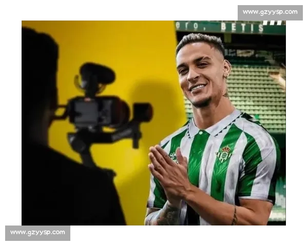 贝莱林力挺安东尼:实力无需多言 贝蒂斯狂热书写新篇 贝莱林力挺安东尼:实力无需多言 贝蒂斯狂热书写新篇