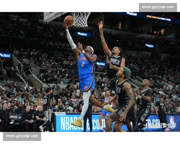 骑士对阵老鹰首战激烈博弈季后赛走势初现端倪球星表现左右胜负关键